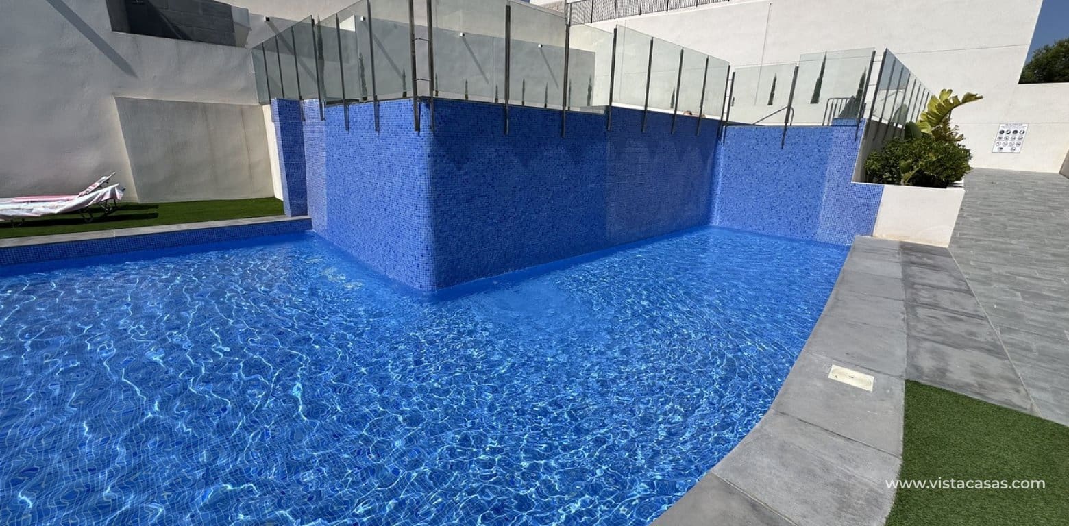 2 soveværelse Lejlighed til salg i Villamartin - € 399.500 (Ref: 9166378)