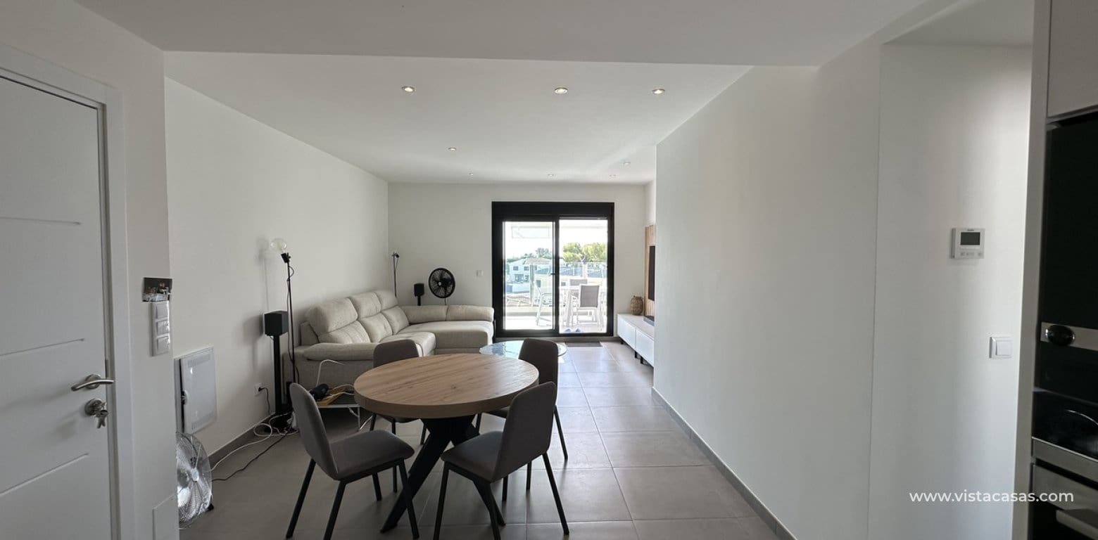 2 soveværelse Lejlighed til salg i Villamartin - € 399.500 (Ref: 9166378)