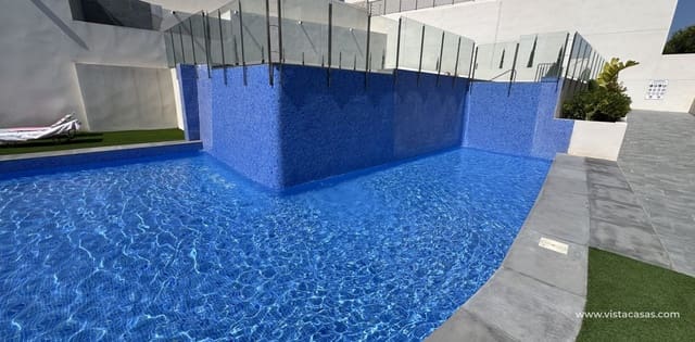 2 soveværelse Lejlighed til salg i Villamartin, Orihuela - € 399.500 (Ref: 9166378)