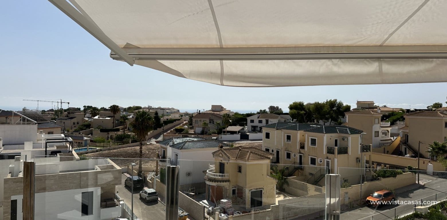 2 soveværelse Lejlighed til salg i Villamartin - € 399.500 (Ref: 9166378)