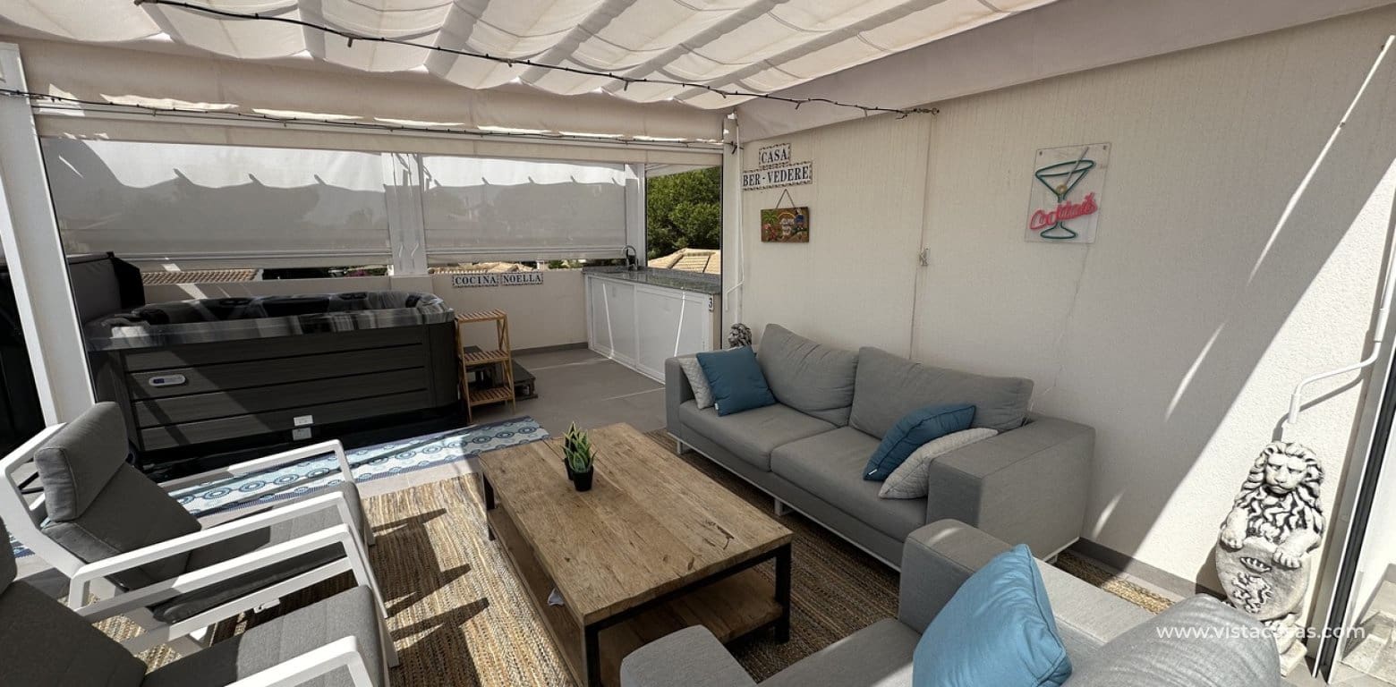 2 soveværelse Lejlighed til salg i Villamartin - € 399.500 (Ref: 9166378)