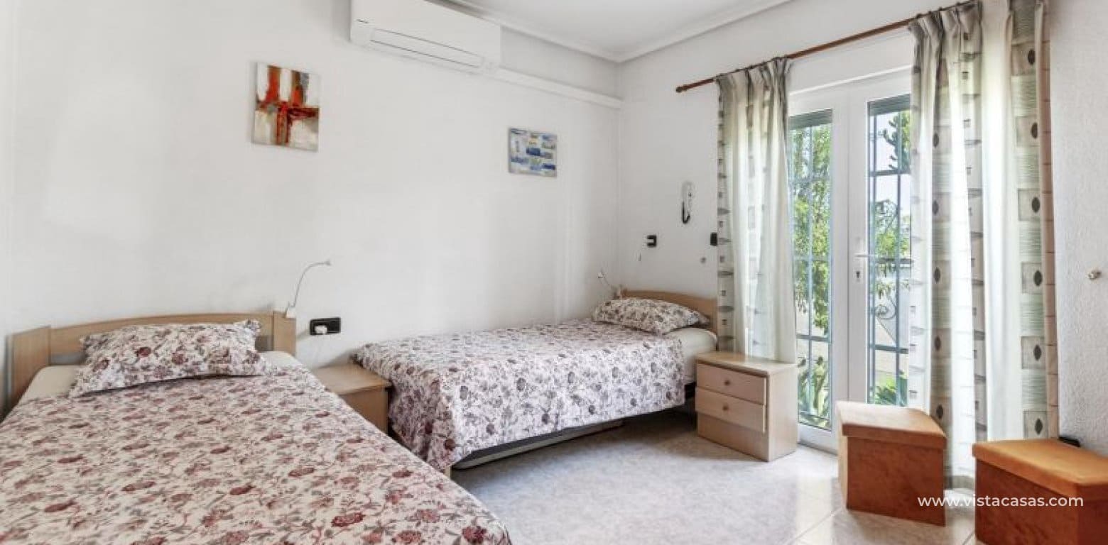 4 soverom Villa til salgs i Playa Flamenca - € 559 000 (Ref: 9187263)