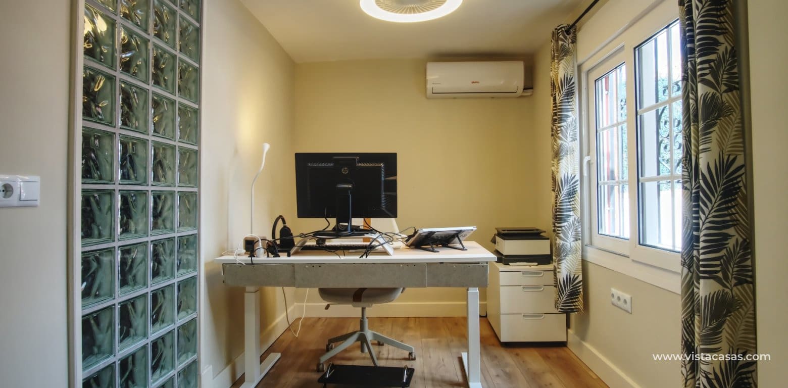 3 sypialnia Dom na sprzedaż w Villamartin - 239 000 € (Ref: 9192726)