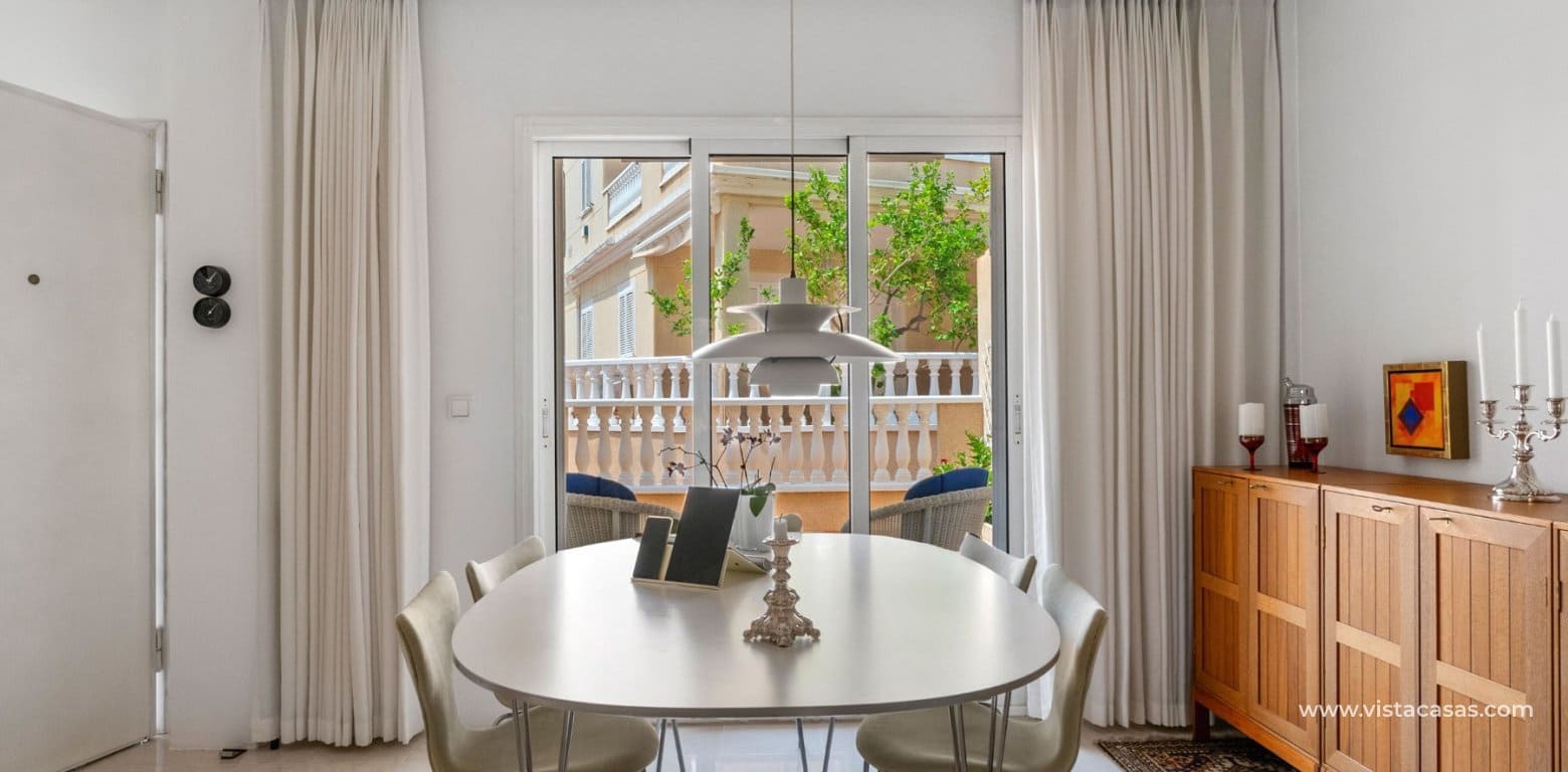 3 makuuhuone Omakotitalo myytävänä paikassa Playa Flamenca - 339 000 € (Ref: 9199646)