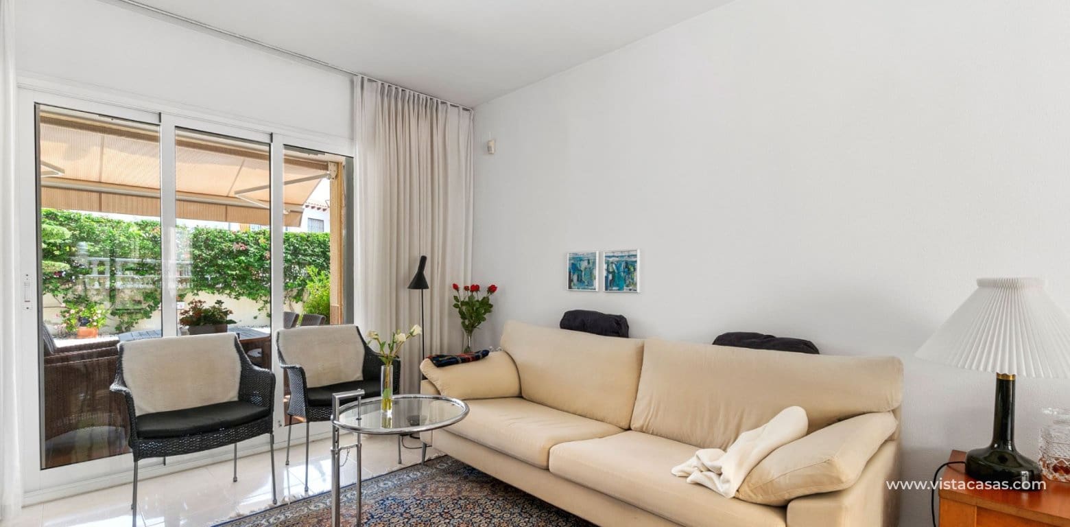 3 makuuhuone Omakotitalo myytävänä paikassa Playa Flamenca - 339 000 € (Ref: 9199646)