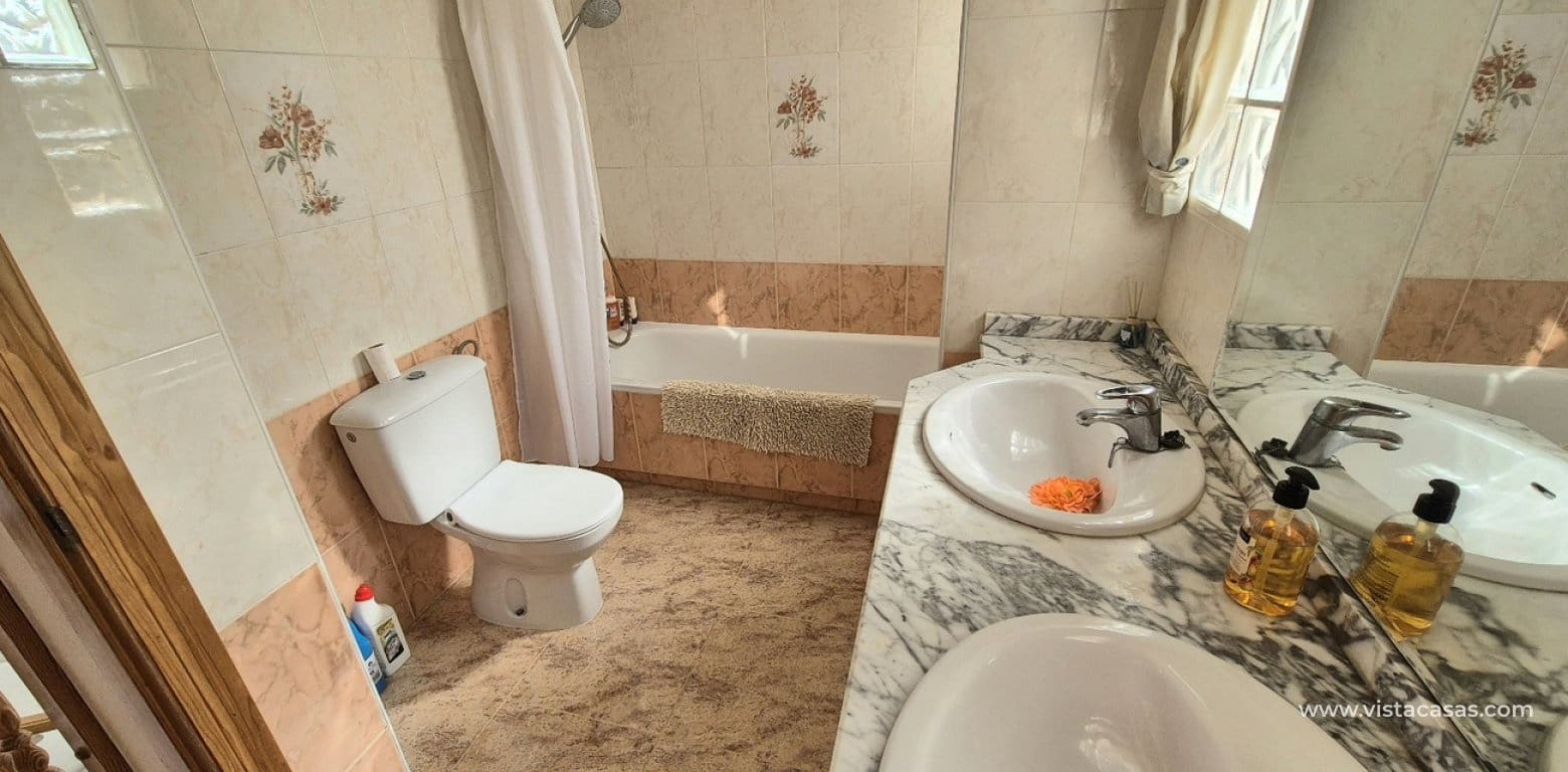 3 bedroom Villa for sale in Los Altos - € 270,000 (Ref: 9199648)