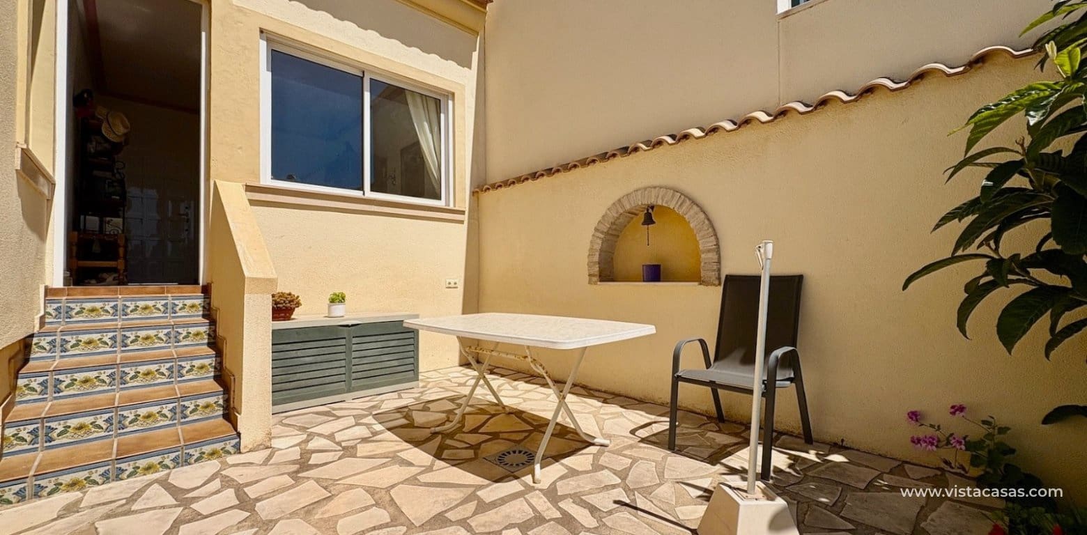 3 bedroom Villa for sale in Villamartin - € 435,000 (Ref: 9211425)