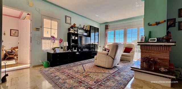 3 soverom Villa til salgs i Villamartin, Orihuela - € 435 000 (Ref: 9211425)