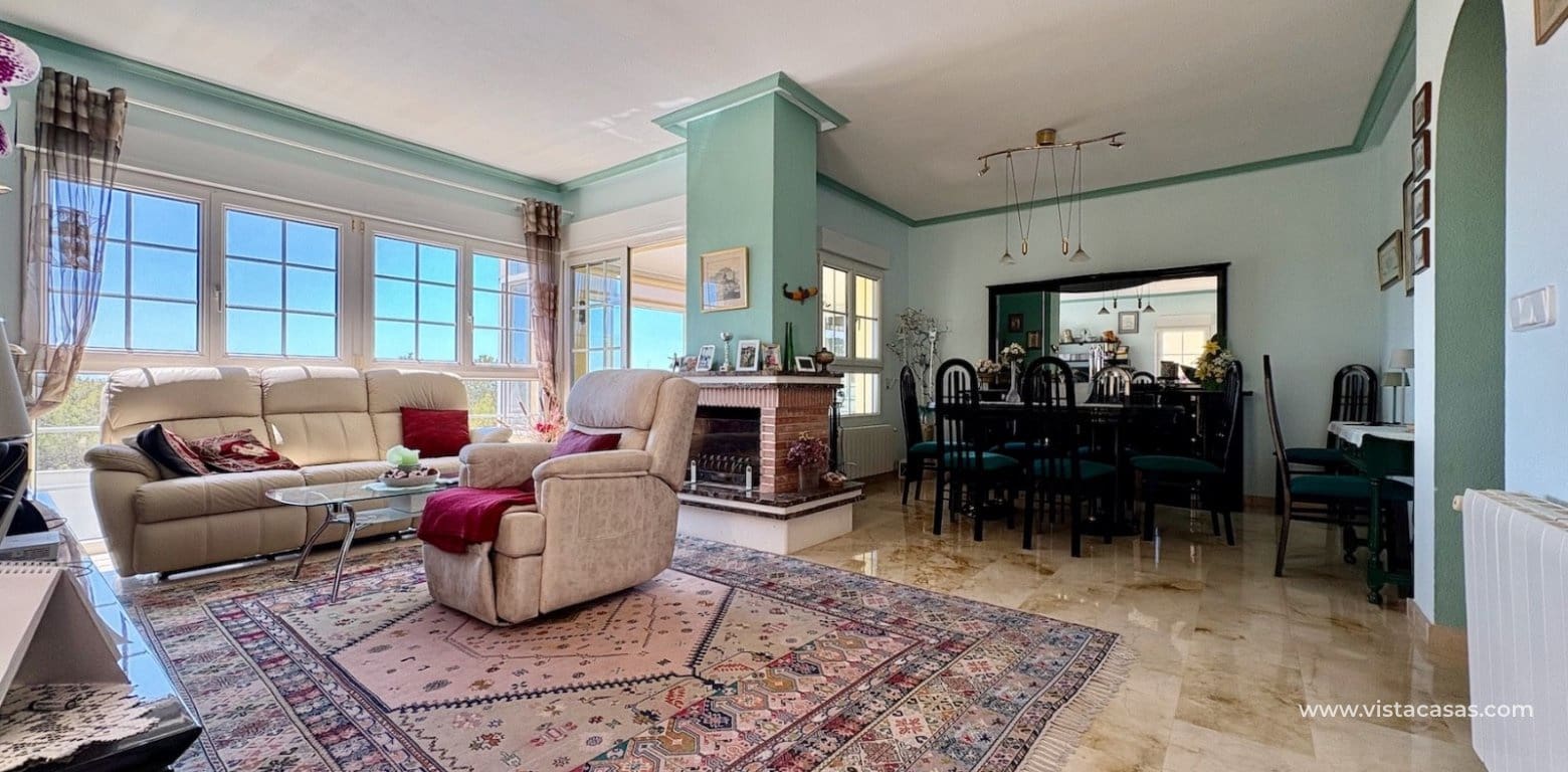 3 bedroom Villa for sale in Villamartin - € 435,000 (Ref: 9211425)