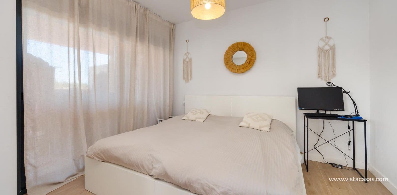 2 soveværelse Lejlighed til salg i Villamartin - € 285.000 (Ref: 9211555)