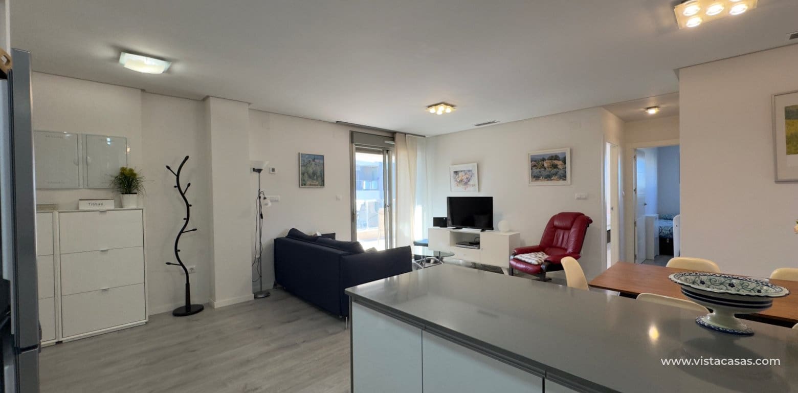 2 slaapkamer Appartement te koop in Villamartin - € 215.000 (Ref: 9227230)