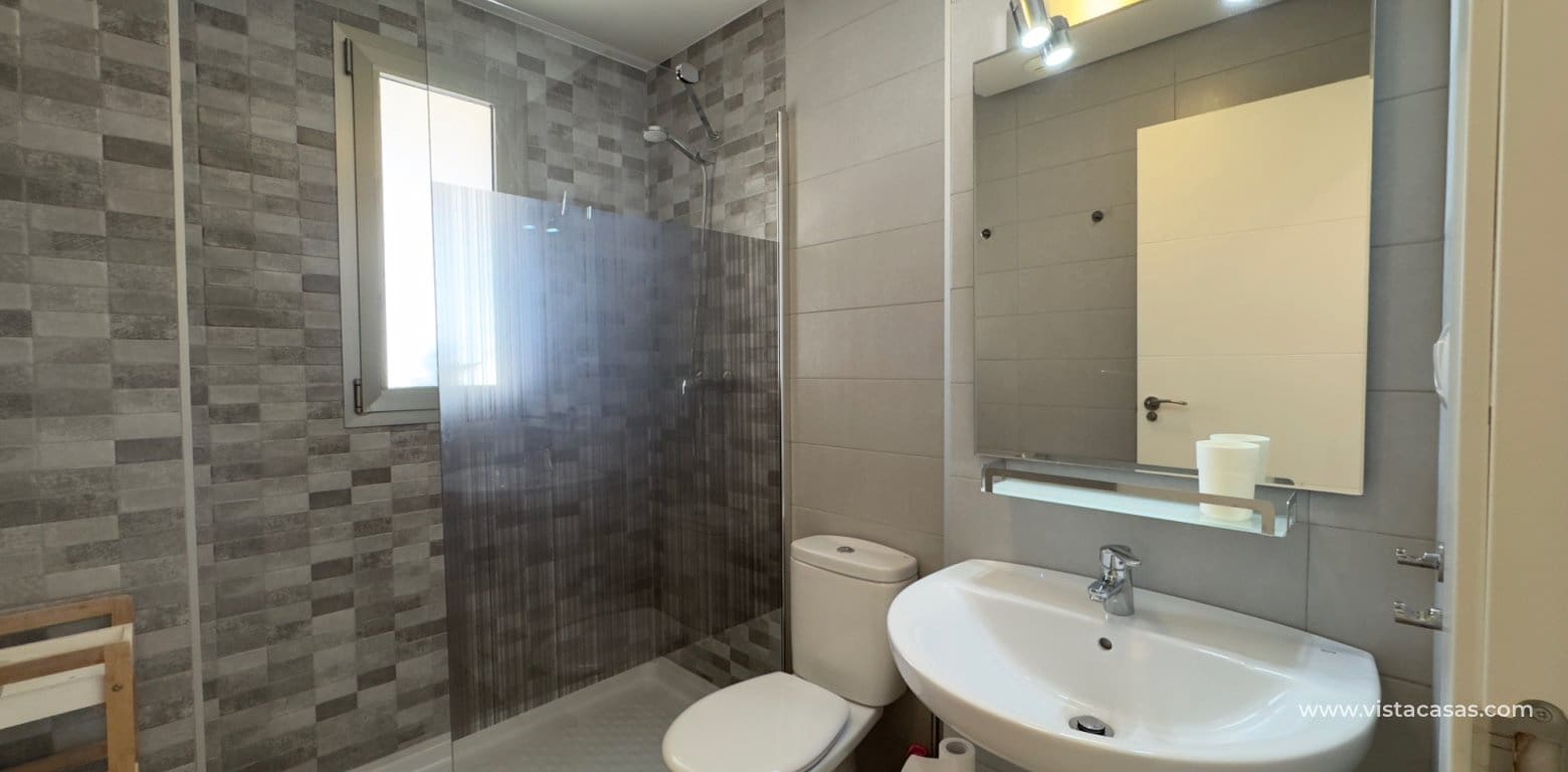 2 slaapkamer Appartement te koop in Villamartin - € 215.000 (Ref: 9227230)