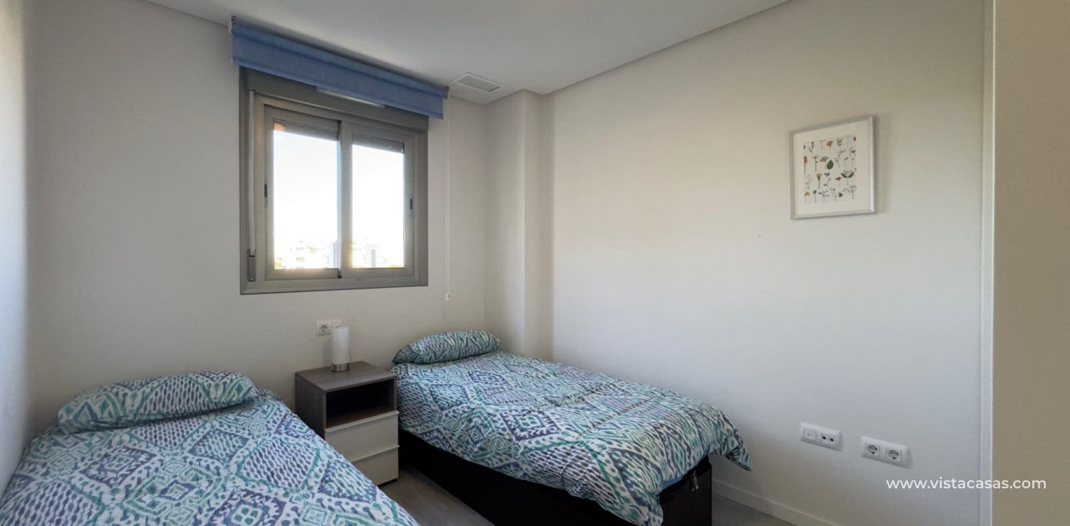 2 slaapkamer Appartement te koop in Villamartin - € 215.000 (Ref: 9227230)