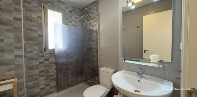 2 slaapkamer Appartement te koop in Villamartin, Orihuela - € 215.000 (Ref: 9227230)