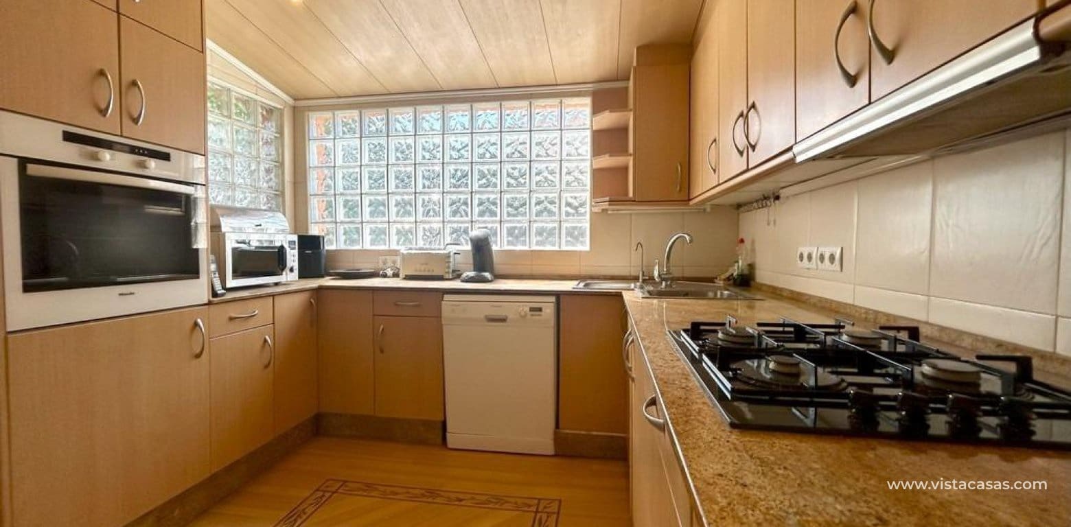 Chalet de 3 habitaciones en Cabo Roig en venta - 790.000 € (Ref: 9248958)