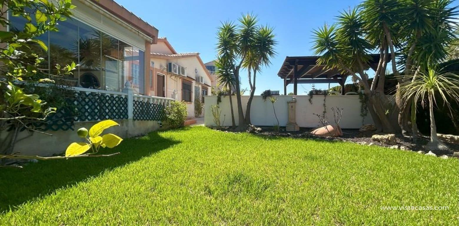 Chalet de 3 habitaciones en Cabo Roig en venta - 790.000 € (Ref: 9248958)