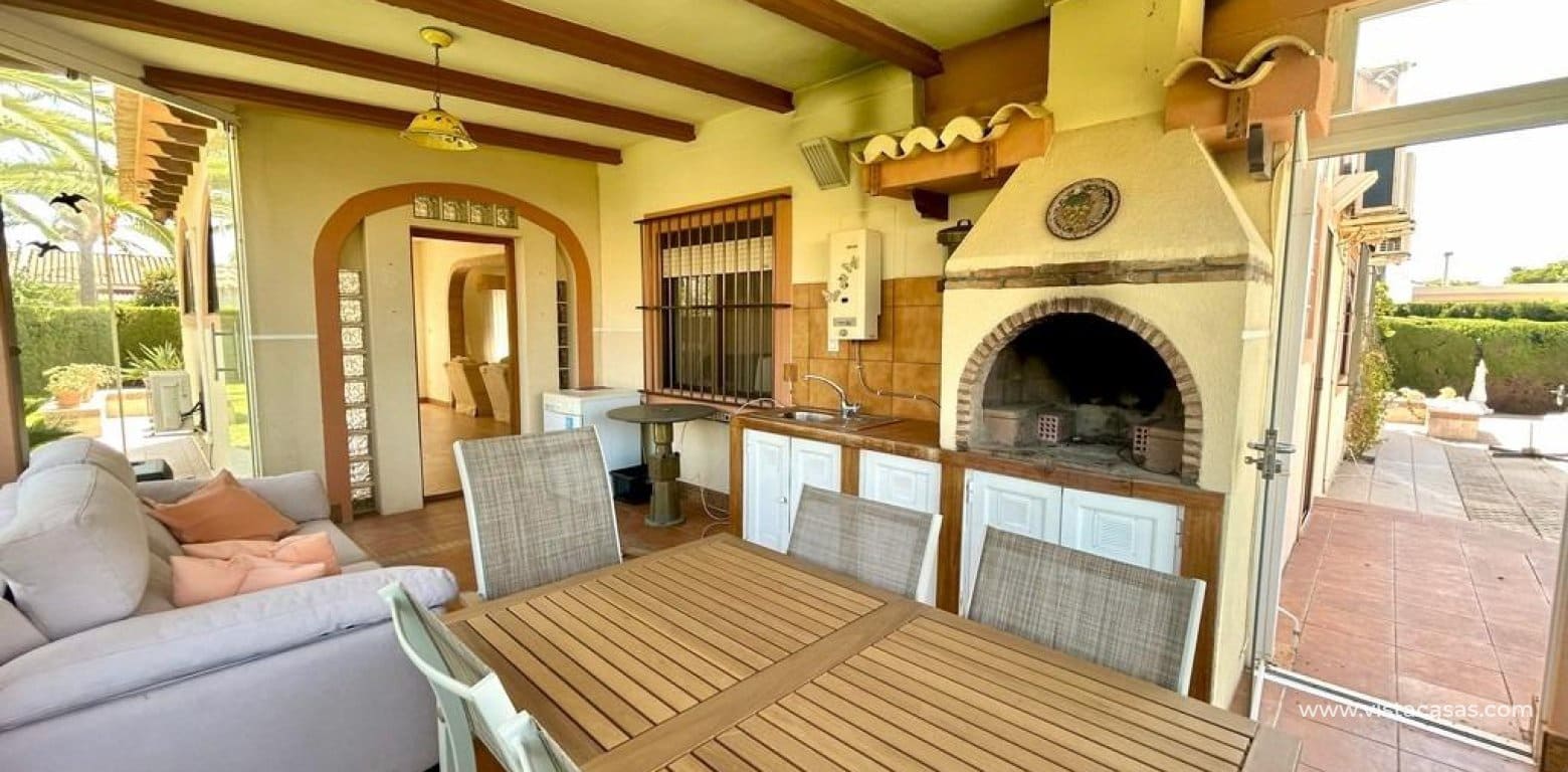 Chalet de 3 habitaciones en Cabo Roig en venta - 790.000 € (Ref: 9248958)