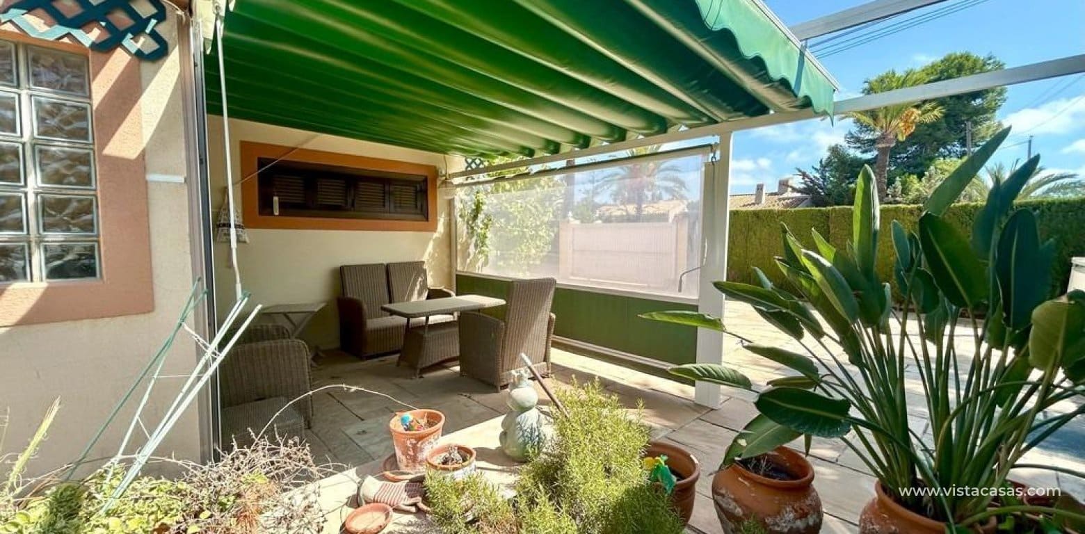 Chalet de 3 habitaciones en Cabo Roig en venta - 790.000 € (Ref: 9248958)