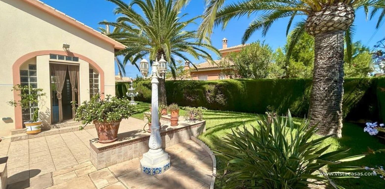 Chalet de 3 habitaciones en Cabo Roig en venta - 790.000 € (Ref: 9248958)