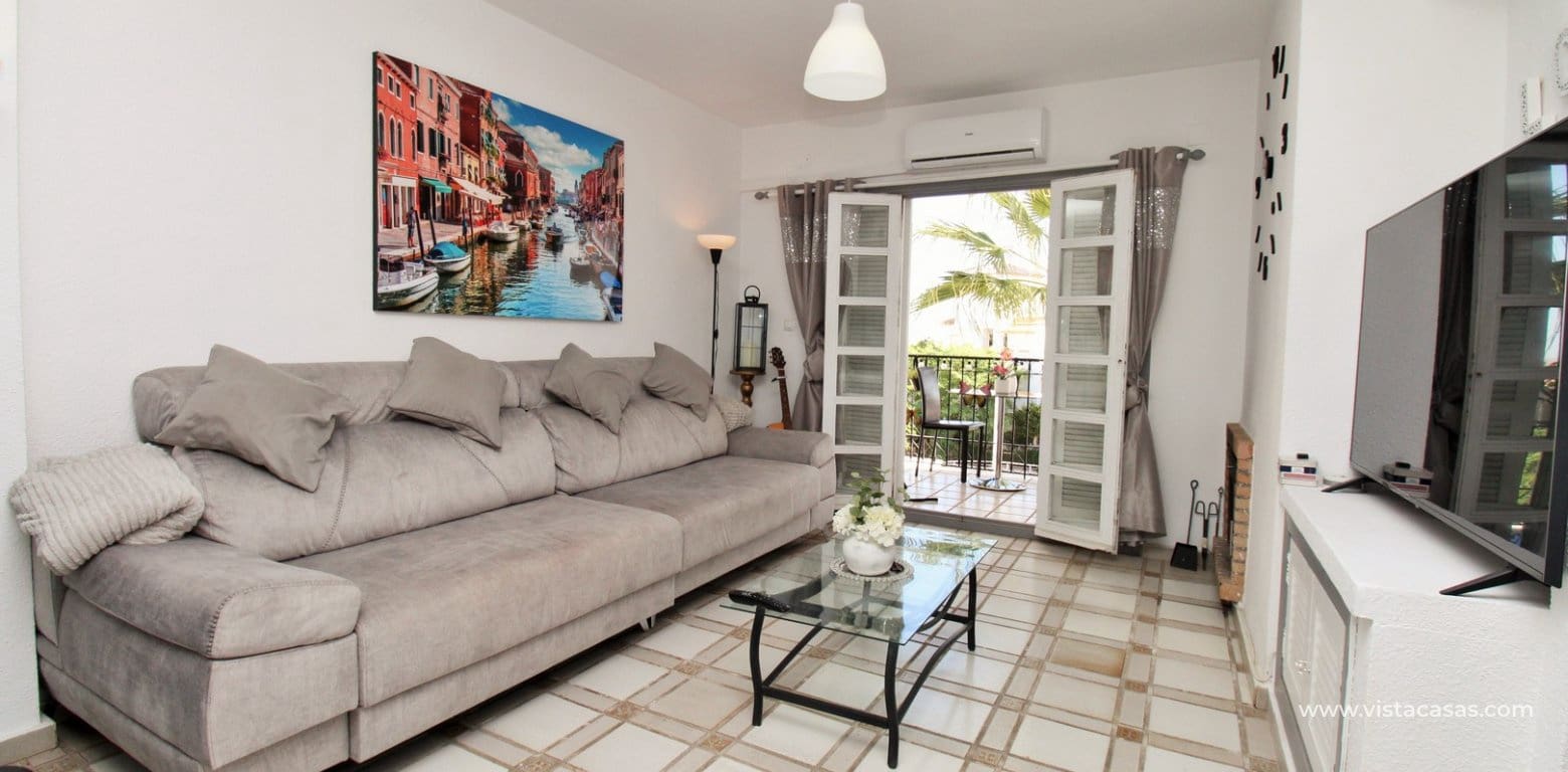 1 sovrum Lägenhet till salu i Villamartin med pool - 129 000 € (Ref: 9253927)