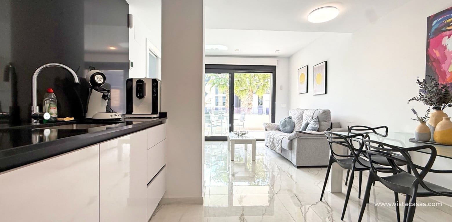 2 slaapkamer Appartement te koop in Villamartin - € 249.000 (Ref: 9266594)