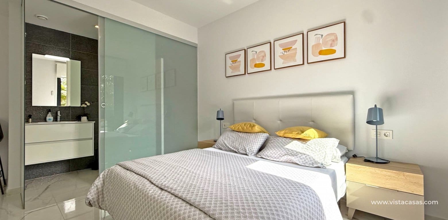 2 slaapkamer Appartement te koop in Villamartin - € 249.000 (Ref: 9266594)