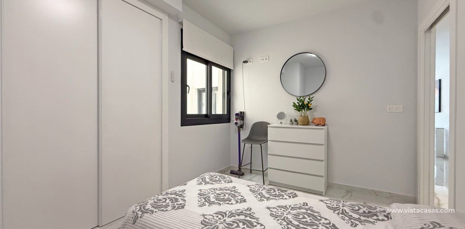 2 slaapkamer Appartement te koop in Villamartin - € 249.000 (Ref: 9266594)