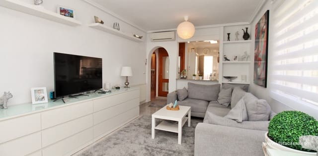 4 slaapkamer Villa te koop in Villamartin, Orihuela met zwembad - € 379.000 (Ref: 9275653)