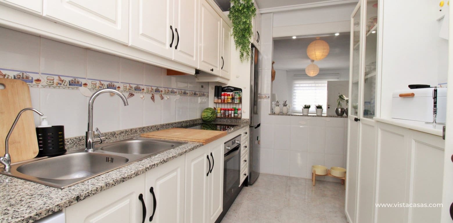 4 slaapkamer Villa te koop in Villamartin met zwembad - € 379.000 (Ref: 9275653)