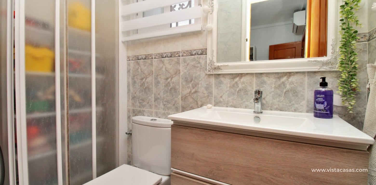 4 slaapkamer Villa te koop in Villamartin met zwembad - € 379.000 (Ref: 9275653)