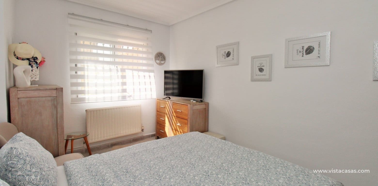 4 slaapkamer Villa te koop in Villamartin met zwembad - € 379.000 (Ref: 9275653)