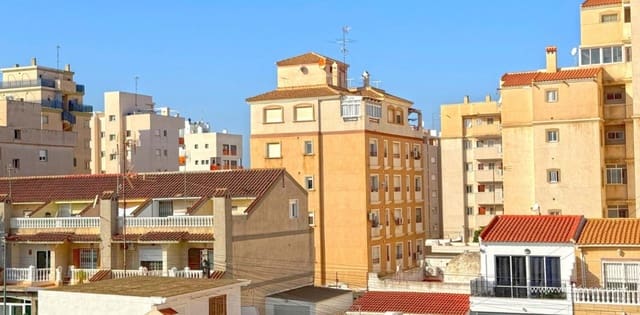 2 bedroom Apartment for sale in Nueva Torrevieja, Torrevieja - € 119,000 (Ref: 9278157)