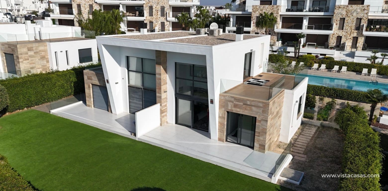 3 bedroom Villa for sale in Villamartin - € 585,000 (Ref: 9285680)