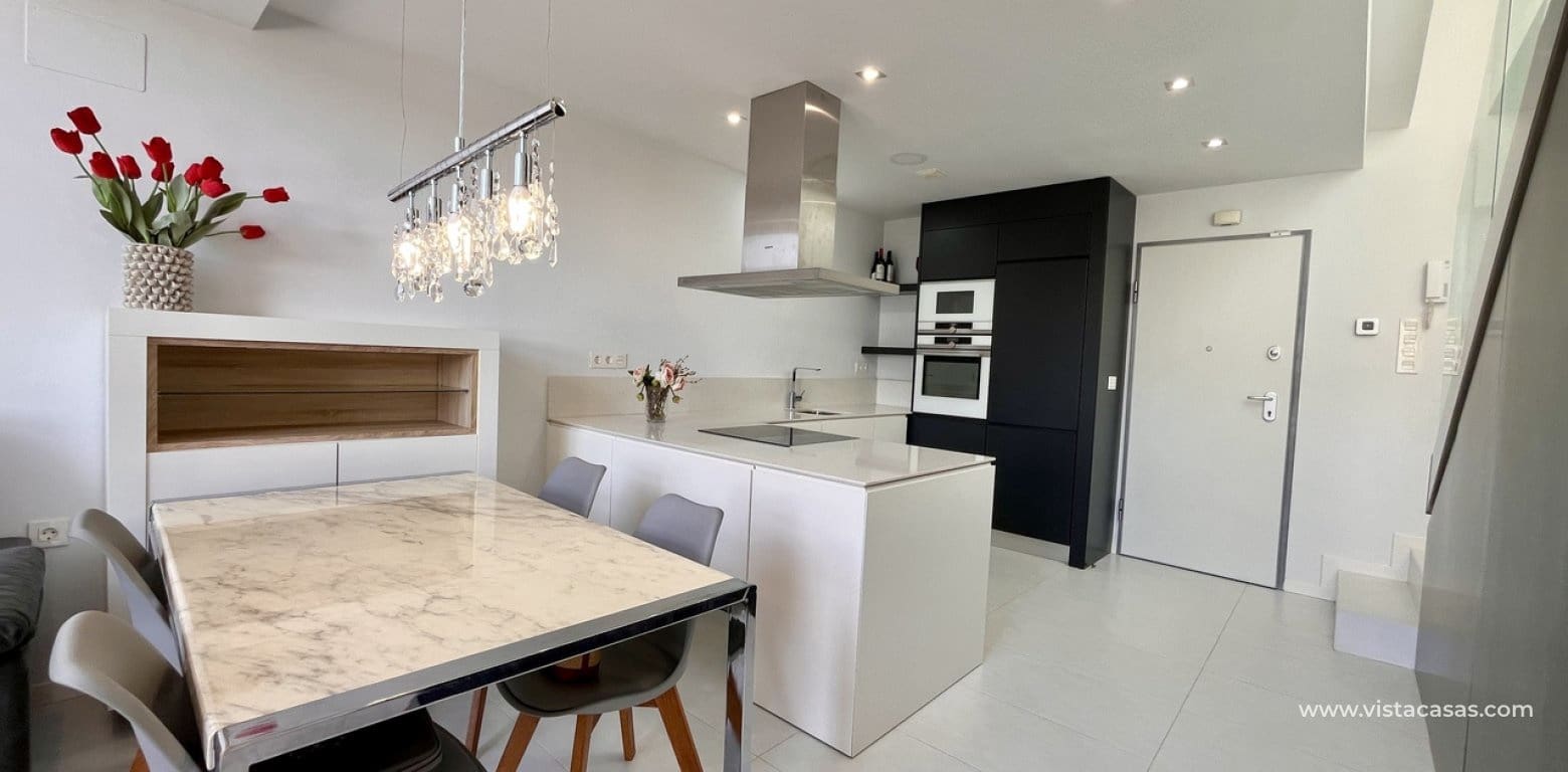 3 bedroom Villa for sale in Villamartin - € 585,000 (Ref: 9285680)