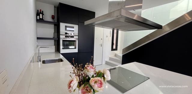 3 camera da letto Villa in vendita in Villamartin, Orihuela - 585.000 € (Rif: 9285680)