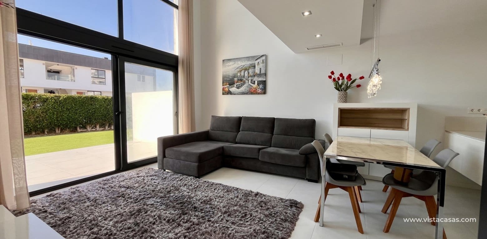 3 bedroom Villa for sale in Villamartin - € 585,000 (Ref: 9285680)