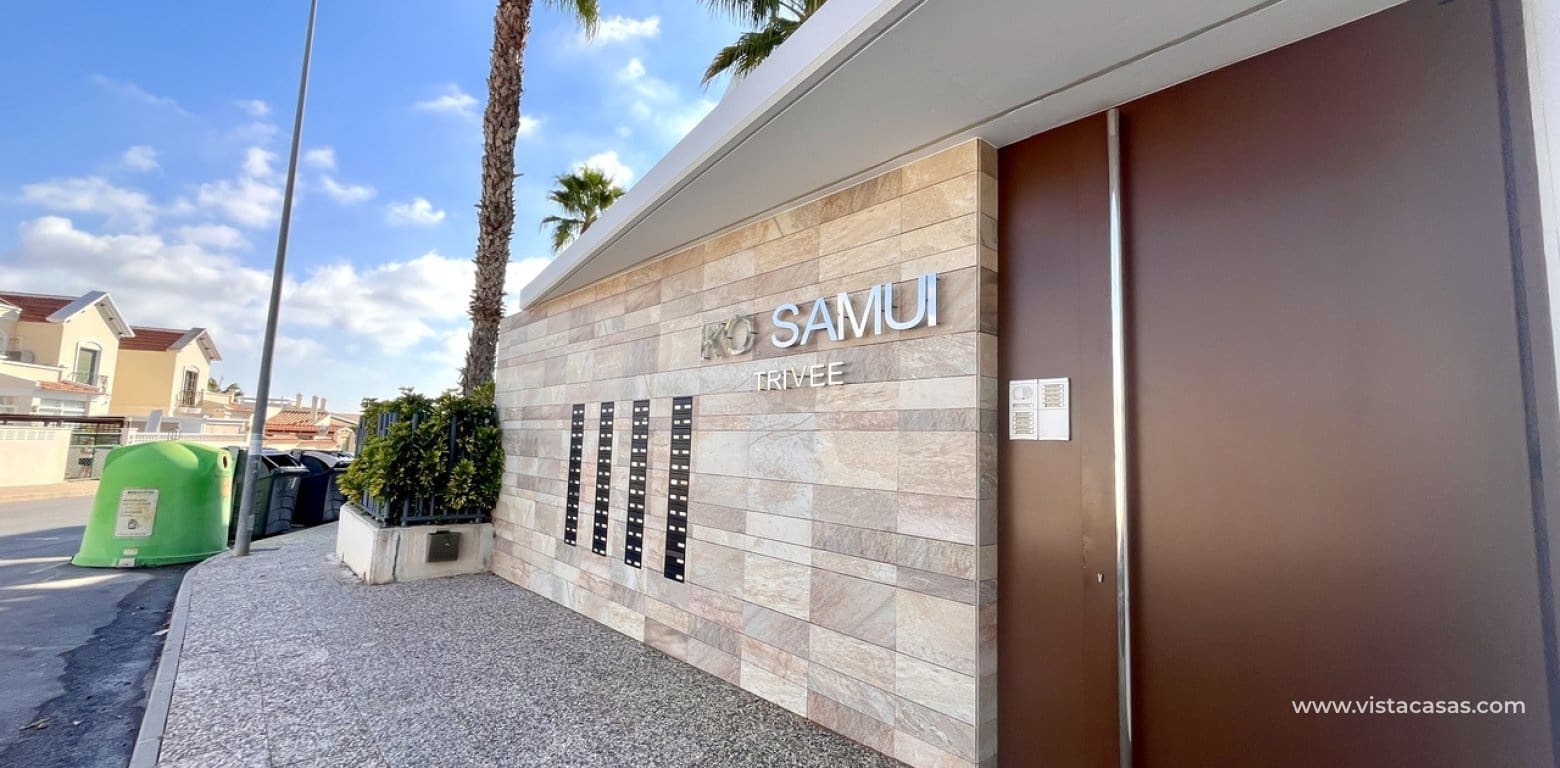 3 bedroom Villa for sale in Villamartin - € 585,000 (Ref: 9285680)