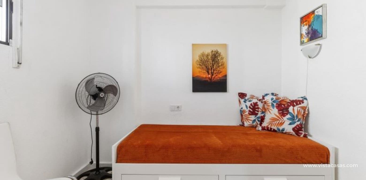 2 slaapkamer Appartement te koop in Torrevieja - € 149.000 (Ref: 9287826)