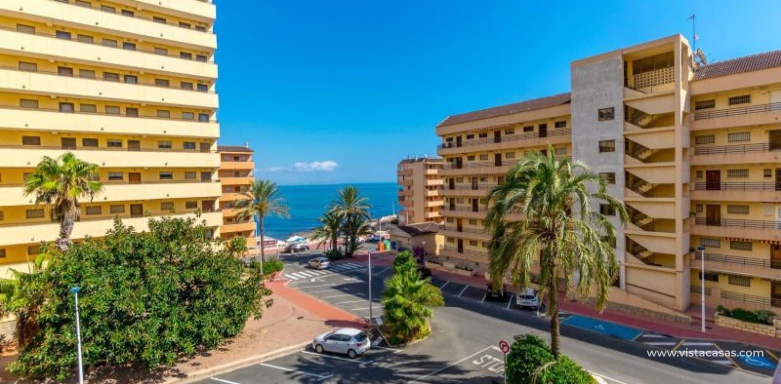2 slaapkamer Appartement te koop in Torrevieja - € 149.000 (Ref: 9287826)