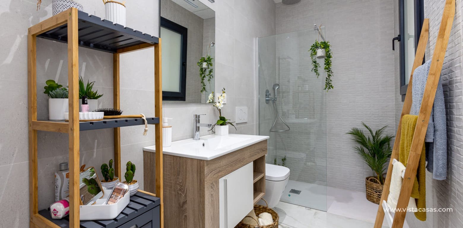 2 Zimmer Apartment zu verkaufen in Ciudad Quesada - 290.000 € (Ref: 9289354)