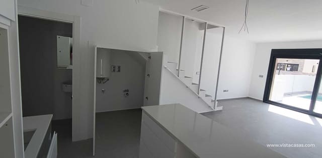 3 slaapkamer Villa te koop in Daya Nueva - € 299.000 (Ref: 9289368)