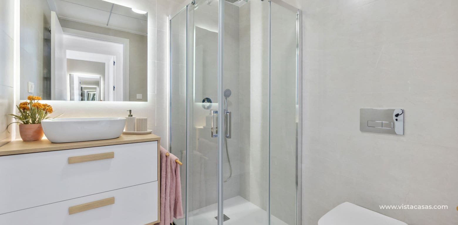 2 Zimmer Apartment zu verkaufen in Torrevieja - 299.900 € (Ref: 9293977)