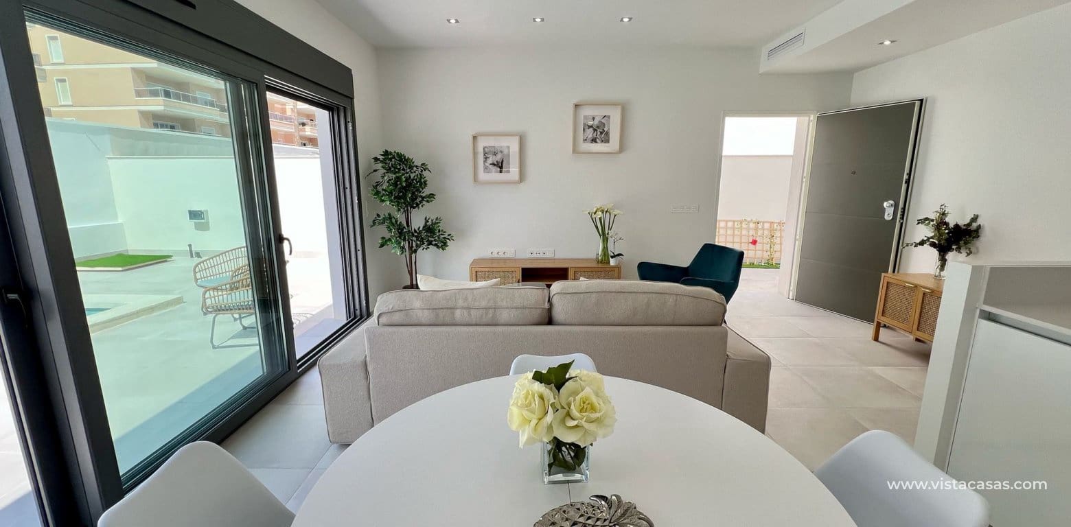 3 bedroom Villa for sale in Villamartin - € 449,900 (Ref: 9293990)