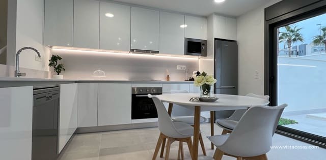 3 Zimmer Villa zu verkaufen in Villamartin, Orihuela - 449.900 € (Ref: 9293990)