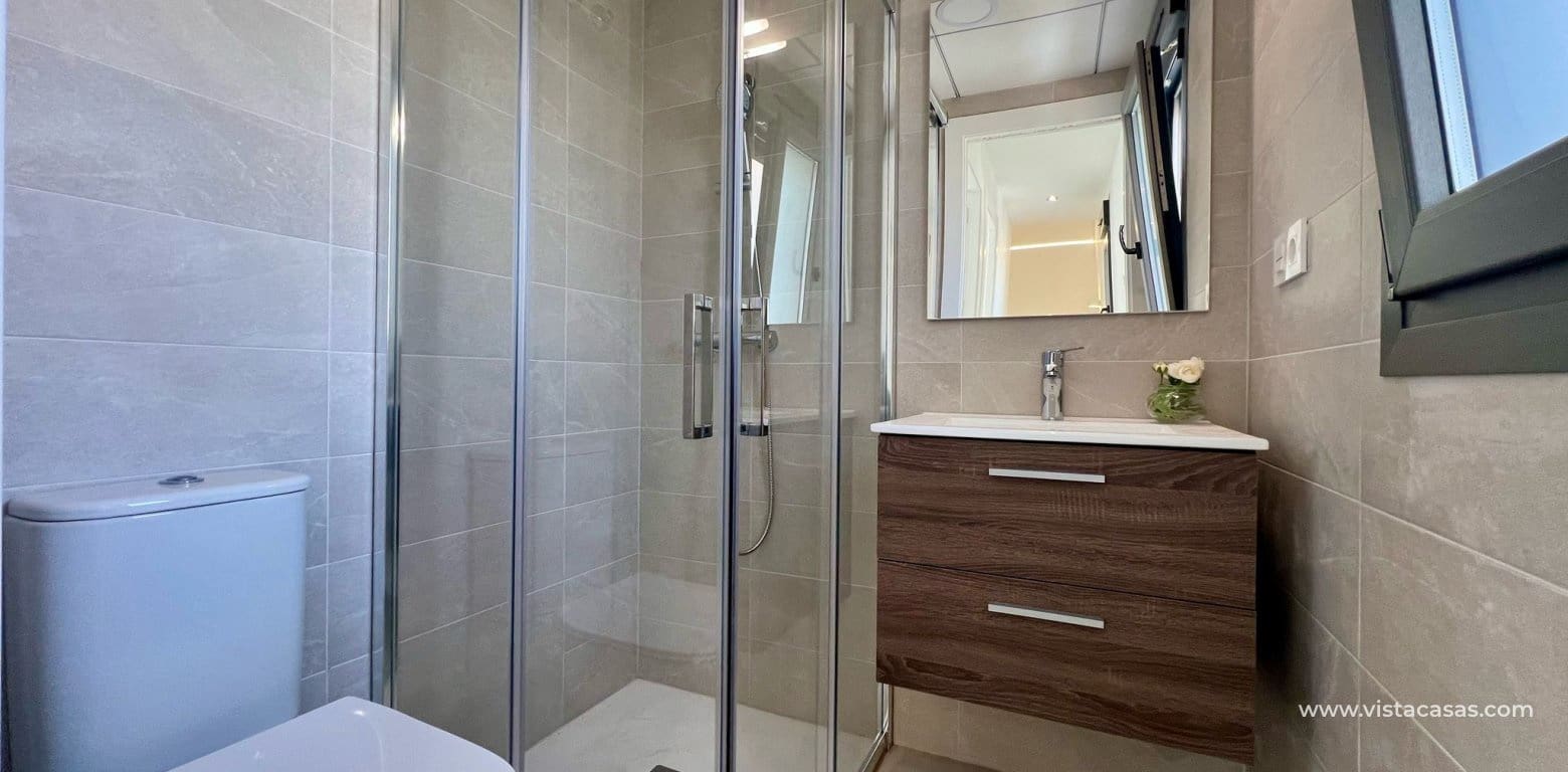 3 bedroom Villa for sale in Villamartin - € 449,900 (Ref: 9293990)