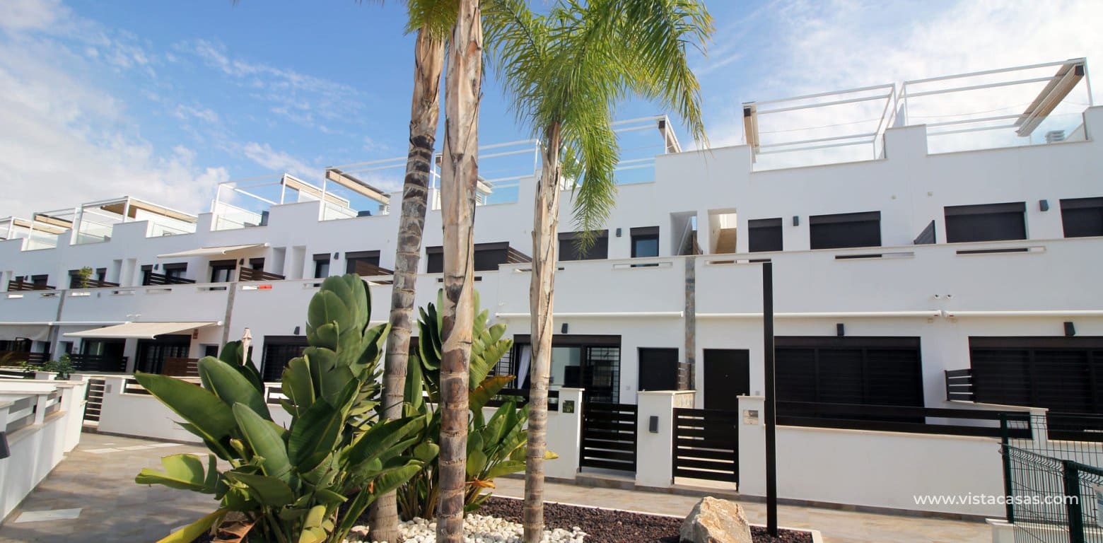 3 bedroom Townhouse for sale in Pilar de la Horadada - € 354,900 (Ref: 9301263)