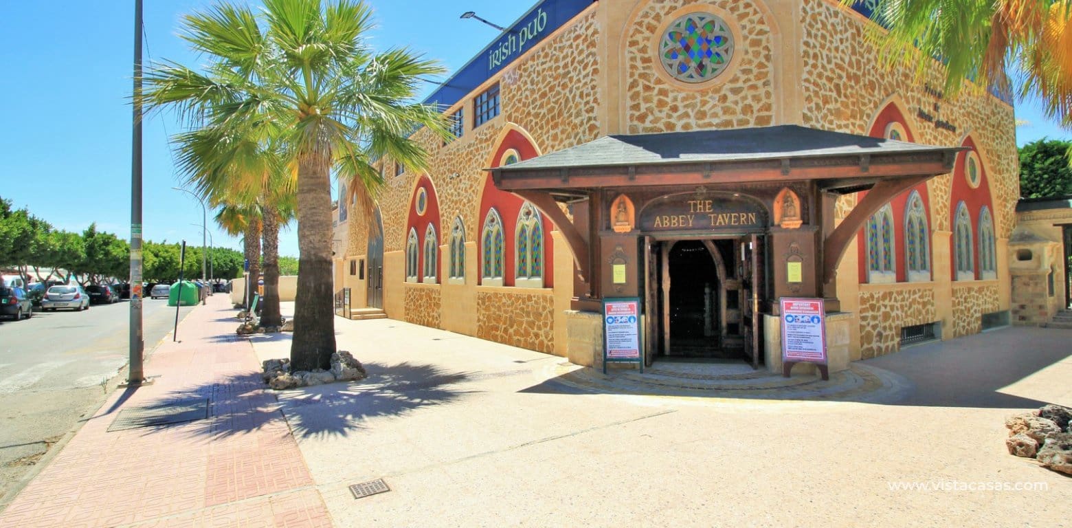 2 Zimmer Apartment zu verkaufen in Playa Flamenca mit Pool - 215.000 € (Ref: 9301981)