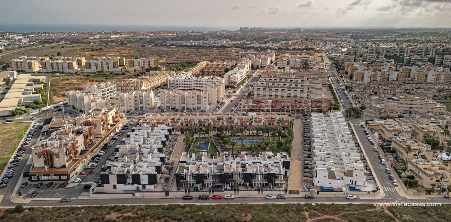 3 chambre Maison de Ville à vendre à Villamartin - 395 000 € (Ref: 9308555)