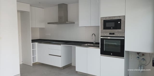 Chalet de 3 habitaciones en Gran Alacant, Santa Pola en venta con piscina - 425.000 € (Ref: 9309191)