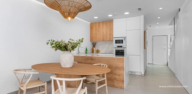 Chalet de 3 habitaciones en Mil Palmeras, Pilar de la Horadada en venta - 539.900 € (Ref: 9311348)